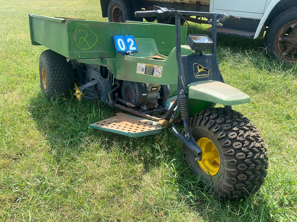 John Deere 3 Wheel Gator AMT  (NOT RUNNING)