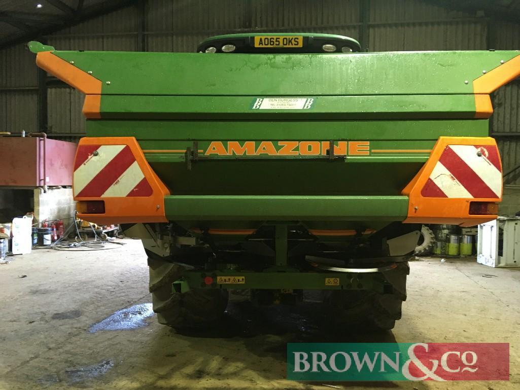 Amazone ZA-M 3000 twin disc spreader