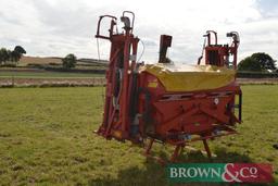 Kuhn Aero Pneumatic Fertiliser Spreader
