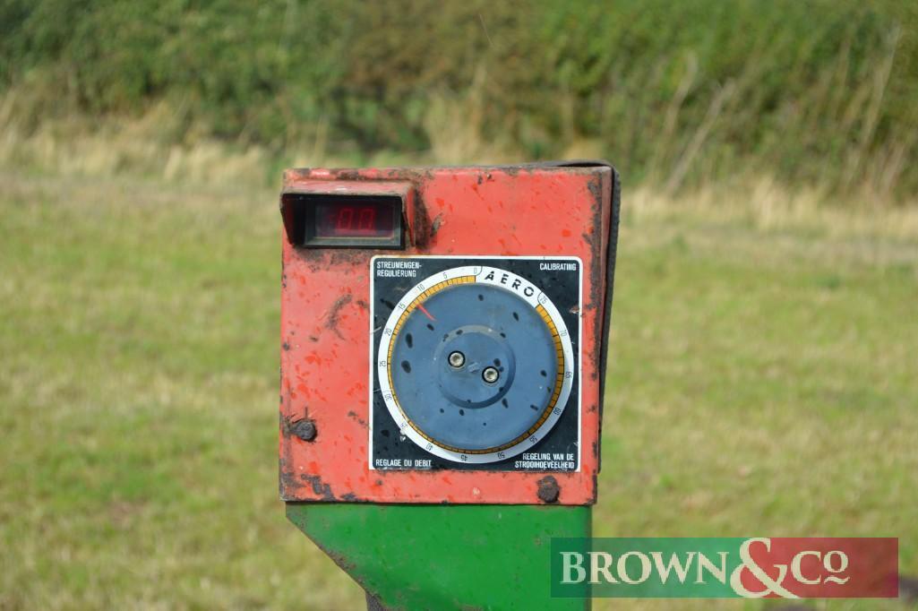 Kuhn Aero Pneumatic Fertiliser Spreader