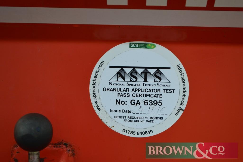Kuhn Aero Pneumatic Fertiliser Spreader