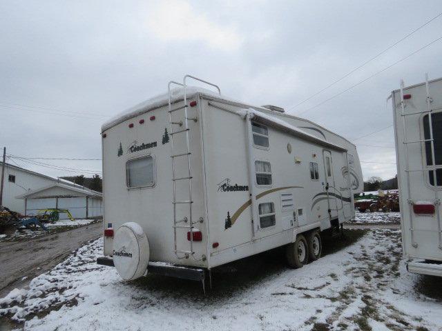 2002 Coachman Chaparral 5th Wheel camper w/3 bunk beds