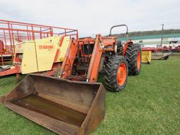 Kubota M8030 w/Quicke 640 Loader