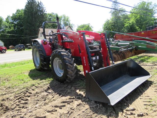 MASSEY FERGUSON 4709 TRACTOR