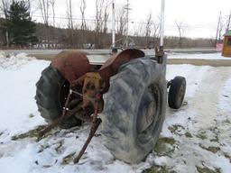 INTERNATIONAL B414 TRACTOR