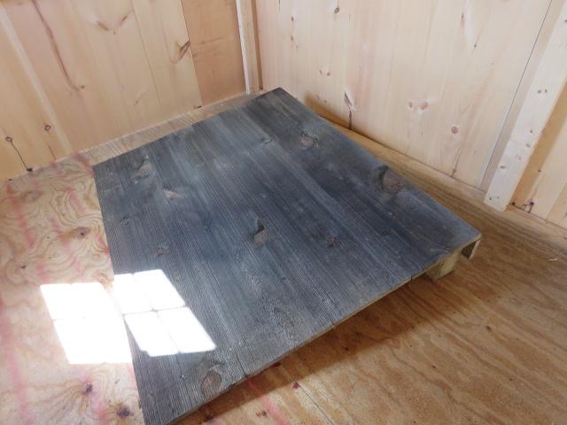 AMISH MADE SALT BOX SHED