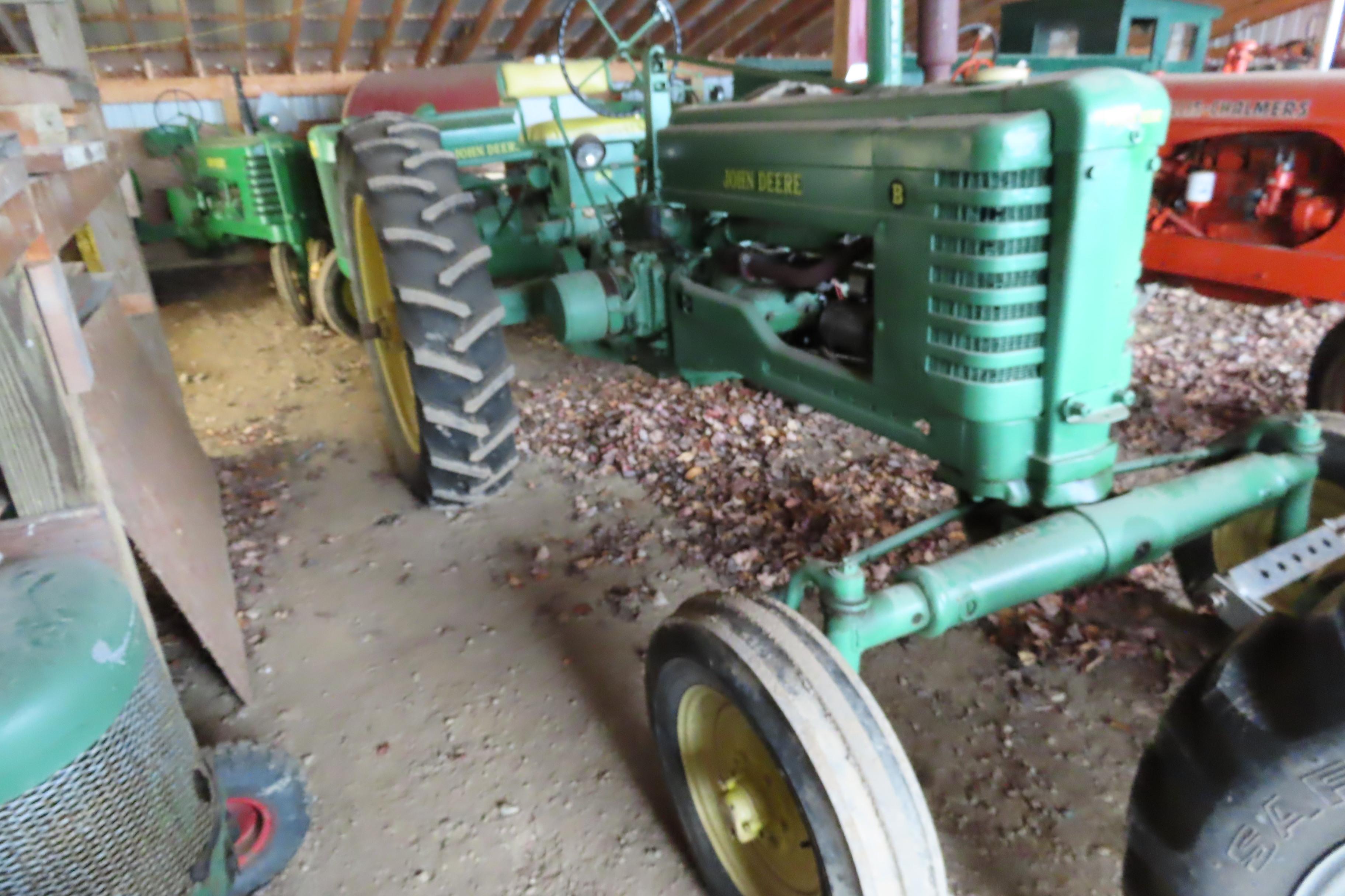 JOHN DEERE MODEL B WIDE FRONT TRACTOR