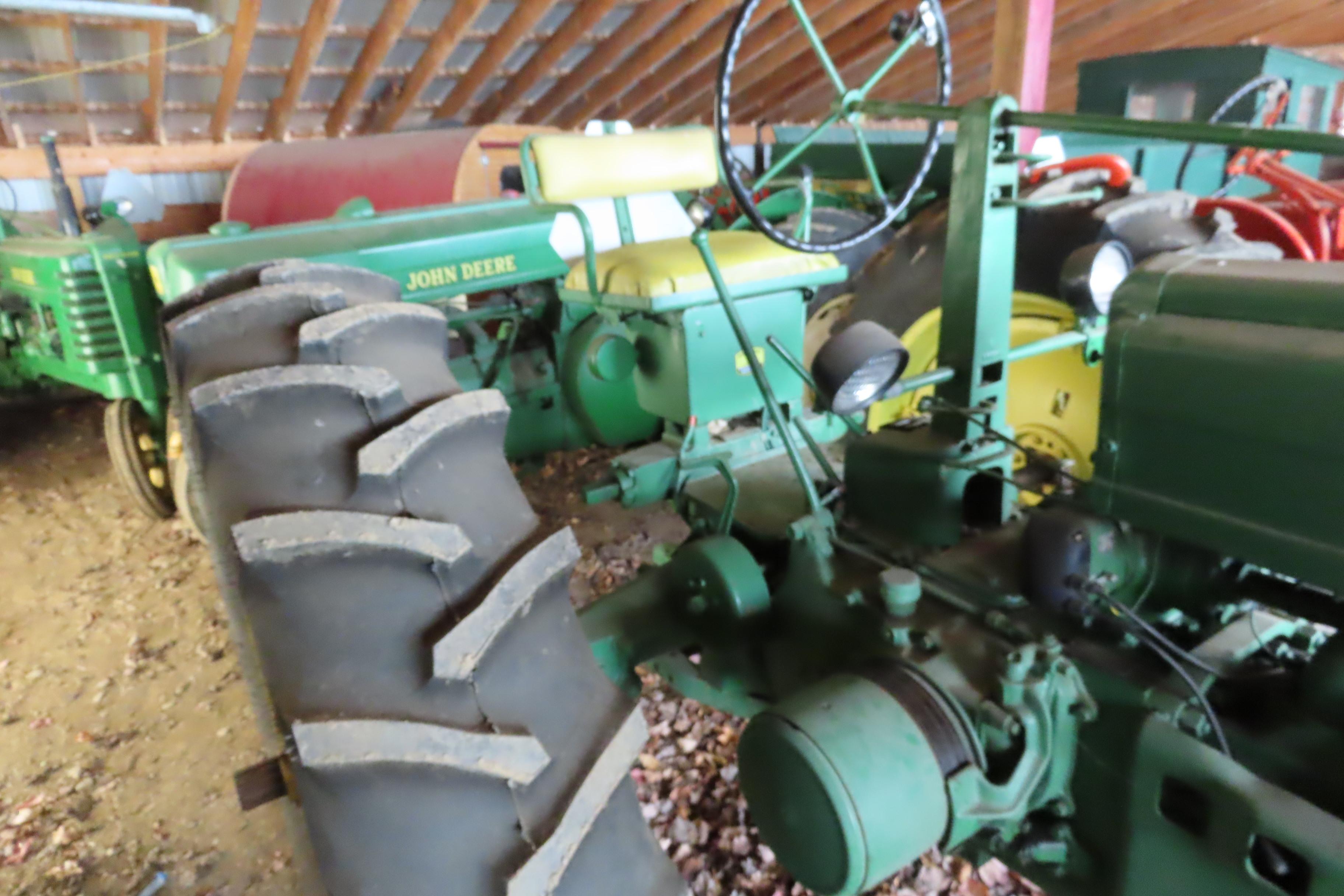 JOHN DEERE MODEL B WIDE FRONT TRACTOR