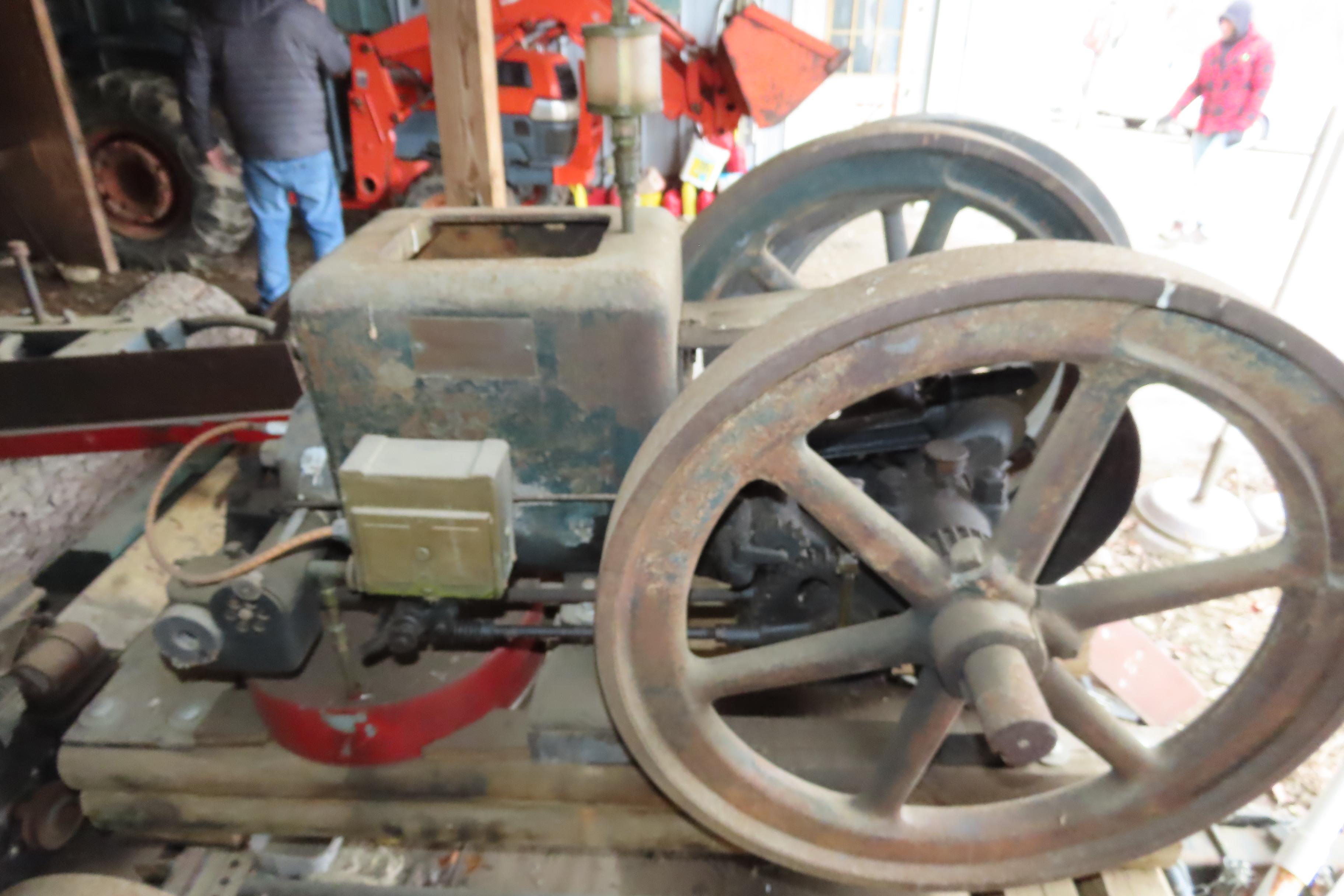 WITTE HIT AND MISS ON WOOD IRON WHEEL TRACTOR BASE