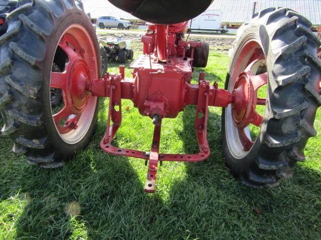 MCCORMICK -DEERING FARMALL H GAS NARROW FRONT END 540PTO