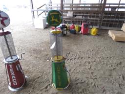 JOHN DEERE IMITATION PUMP