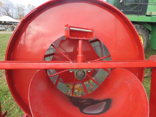 FARM KING 360 GRAIN CLEANER ONLY 2 YEARS OLD