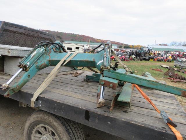 LOADER FRAME WITH BUCKET CAME OFF OLIVER 55