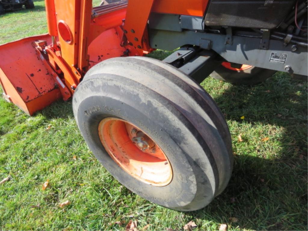 KUBOTA M9000 TRACTOR 2WD W/ KUBOTA LA1251 LOADER 3918HRS
