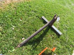 3PT HITCH BALE SPEAR