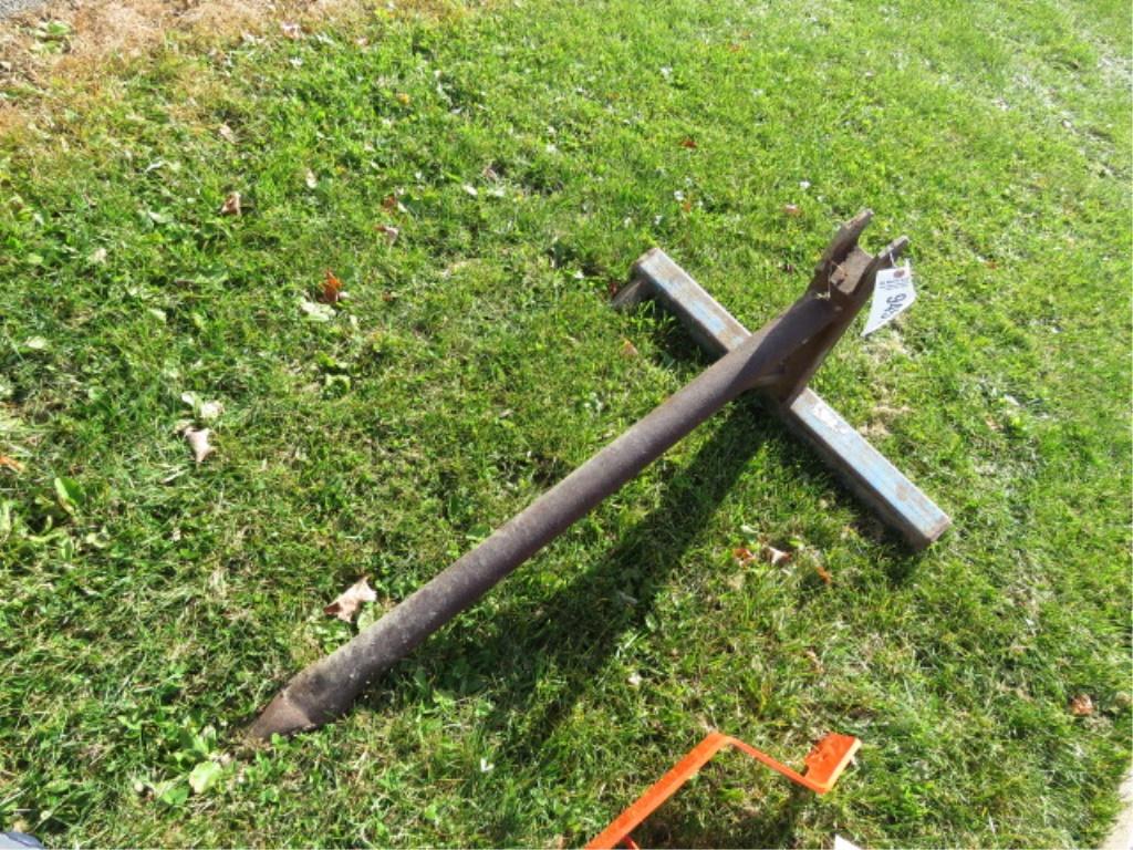3PT HITCH BALE SPEAR