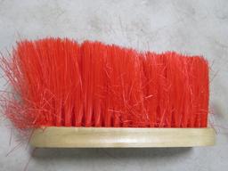 GROOMING BRUSHES