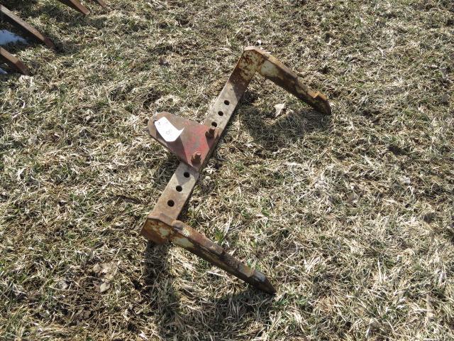 INTERNATIONAL FAST HITCH DRAW BAAR