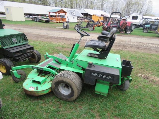 DEUTZ-ALLIS ZERO TURN