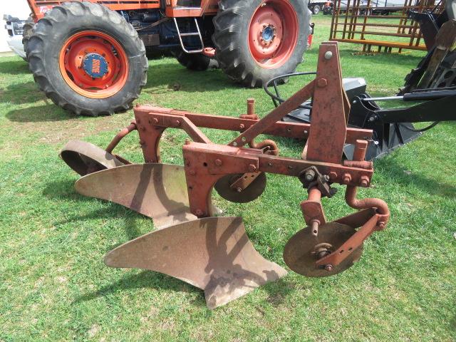2 BOTTOM 3PT HITCH PLOW