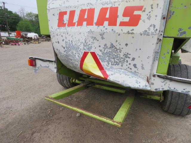CLAAS ROLLANT 250 ROUND BALER
