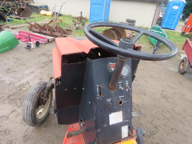 POWER KING 1617 ALL GEAR DRIVE TRACTOR