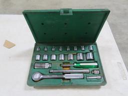 SK TOOLS- RATCHET/SOCLET SET