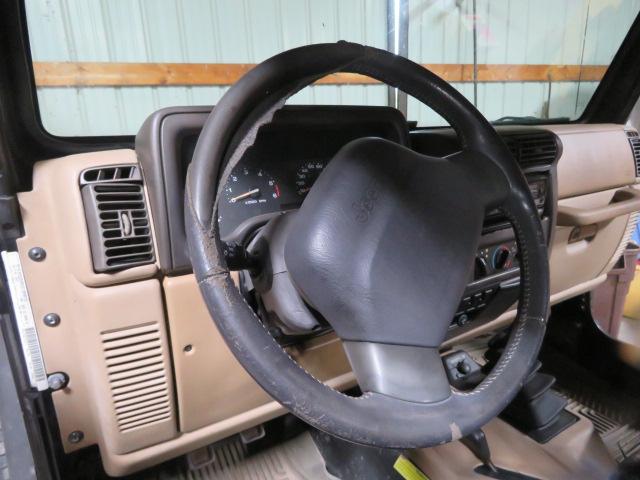 2001 JEEP WRANGLER 4 CYLINDER 5 SPEED 4X4 162402 MILES