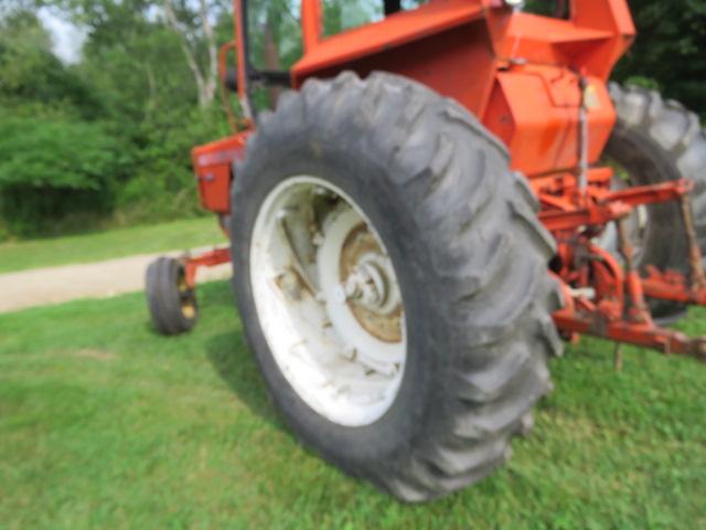 ALLIS CHALMERS 200 2WD 4087 HOURS