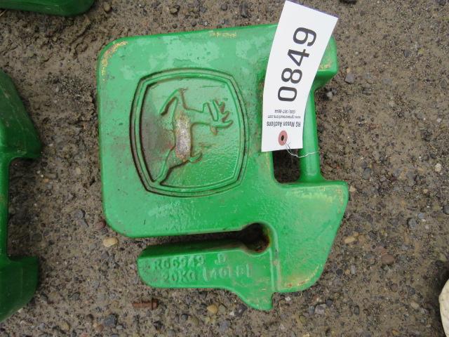 JOHN DEERE COMPACT TRACTOR WEIGHTS 40LB EACH