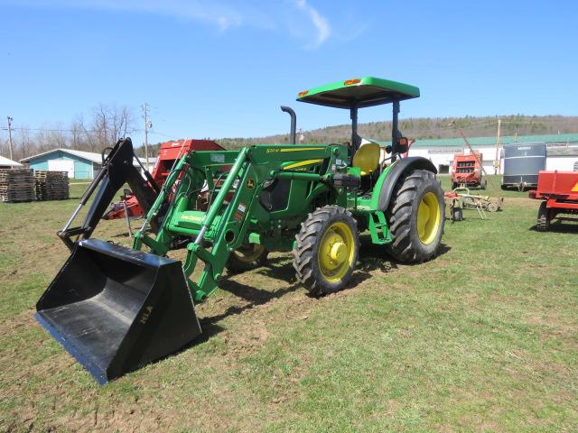 JOHN DEERE 5075E WITH JOHN DEERE 520M LOADER