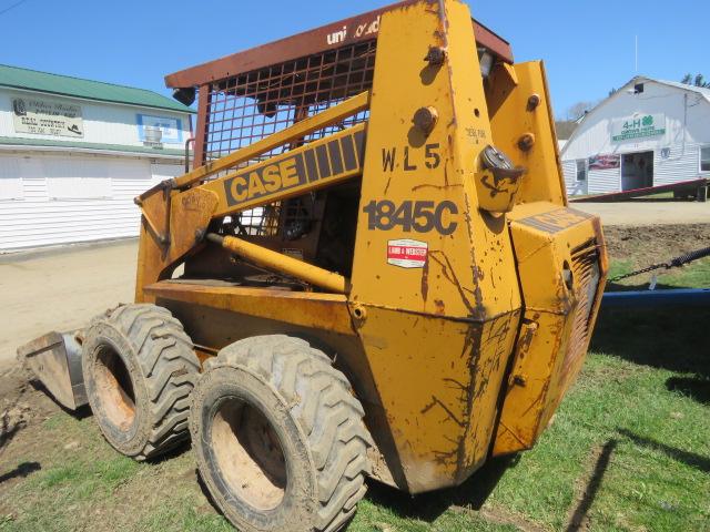 CASE 1845C SKIDSTEER