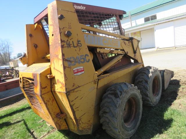 CASE 1845C SKIDSTEER