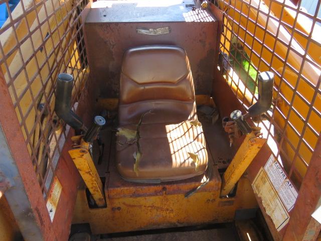 CASE 1845C SKIDSTEER