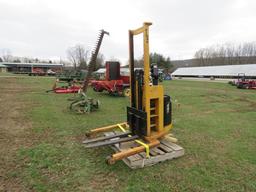 BIG JOE ELECTRIC FORK LIFT