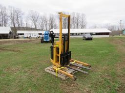 BIG JOE ELECTRIC FORK LIFT