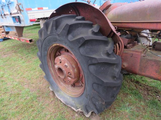 TRACTOR BEEN SITTING FOR PARTS