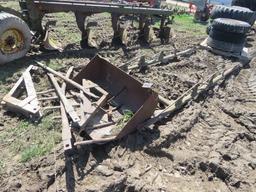 JOHN DEERE LOADER AND FRAME