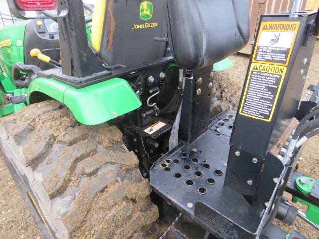 JOHN DEERE 2032R HST 4WD TRACTOR LB WITH JOHN