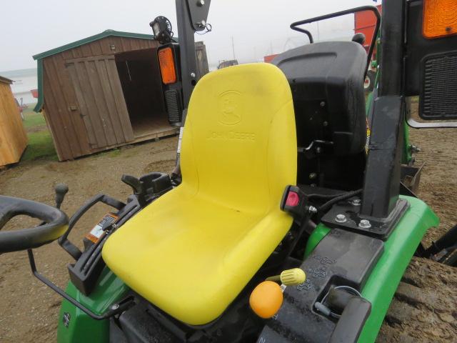 JOHN DEERE 2032R HST 4WD TRACTOR LB WITH JOHN