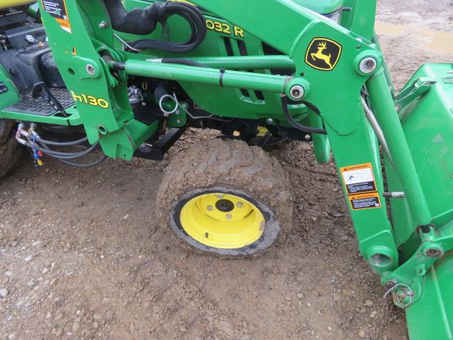 JOHN DEERE 2032R HST 4WD TRACTOR LB WITH JOHN