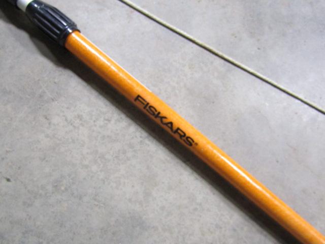 FISKARS POLE LIMB SAW