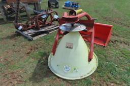 3PT HITCH FERTILIZER SPREADER