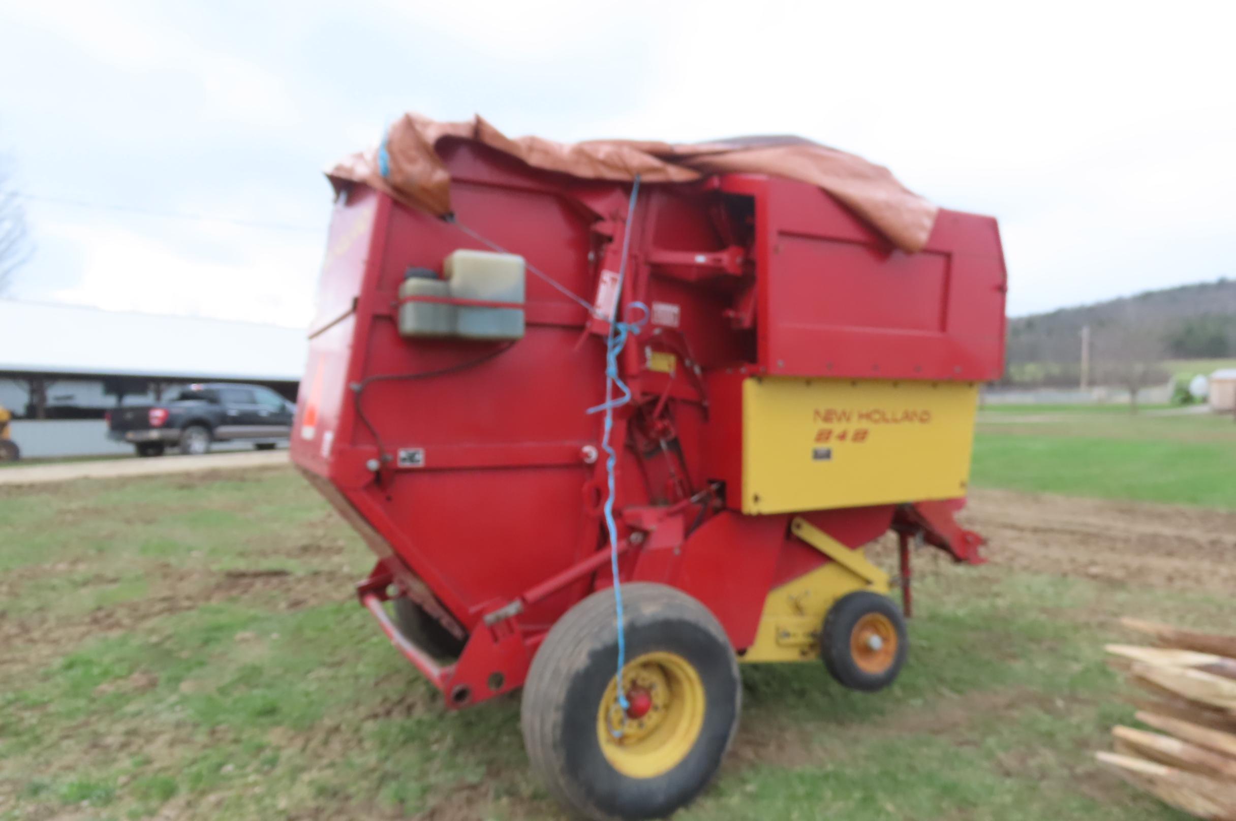NEW HOLLAND 848 RD BALER - NO MONITAR