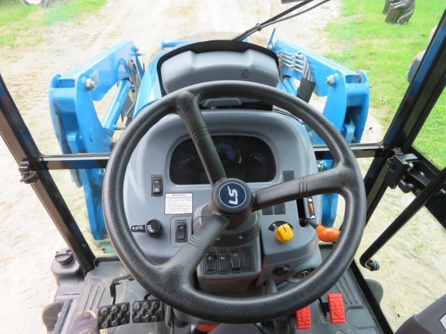 L8 XR313SH TRACTOR WITH LS LL3116 SKIDSTEER