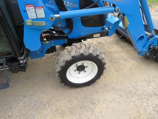 L8 XR313SH TRACTOR WITH LS LL3116 SKIDSTEER