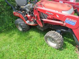 MASSEY FERGUSON GC 2310 TLB W/ MF 2350 LOADER