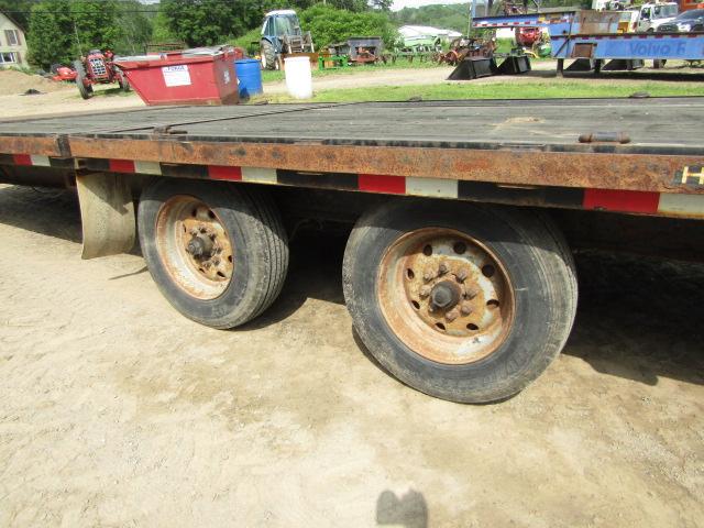 2018 MORITZ GOOSENECK 32FT HYDRAULIC DOVETAIL
