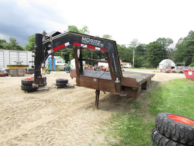 2018 MORITZ GOOSENECK 32FT HYDRAULIC DOVETAIL