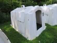 PLASTIC CALF HUTCH